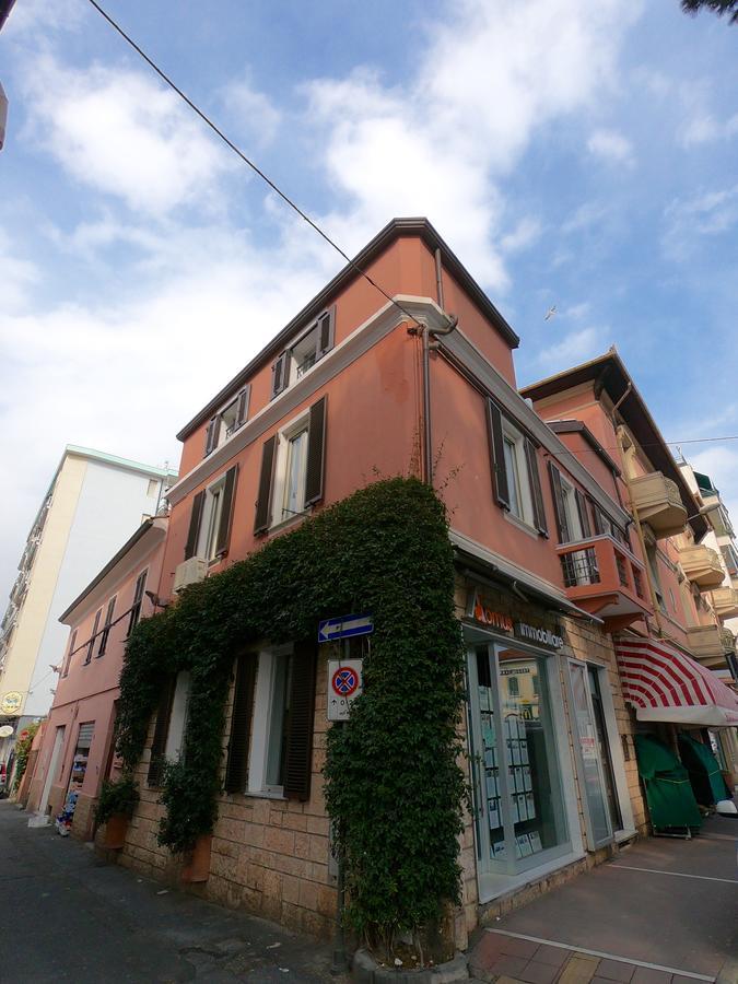 La Bouganville Hotel Arma di Taggia Zewnętrze zdjęcie